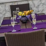 Monique Appartamento *