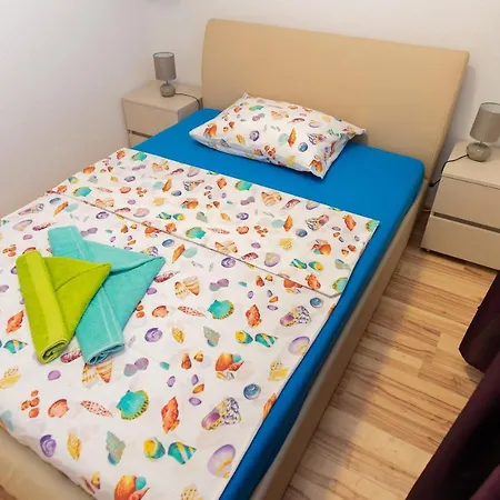 Monique * Rogoznica (Sibenik-Knin)