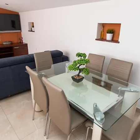 Apartman Monique Rogoznica