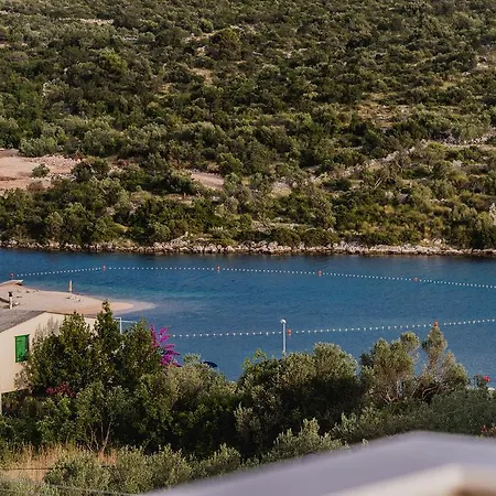 Monique * Rogoznica (Sibenik-Knin)