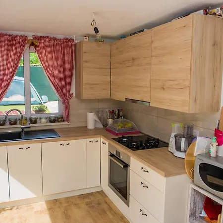 Monique Appartement *