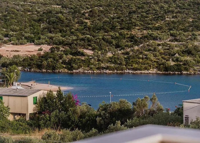 Monique * Rogoznica (Sibenik-Knin)