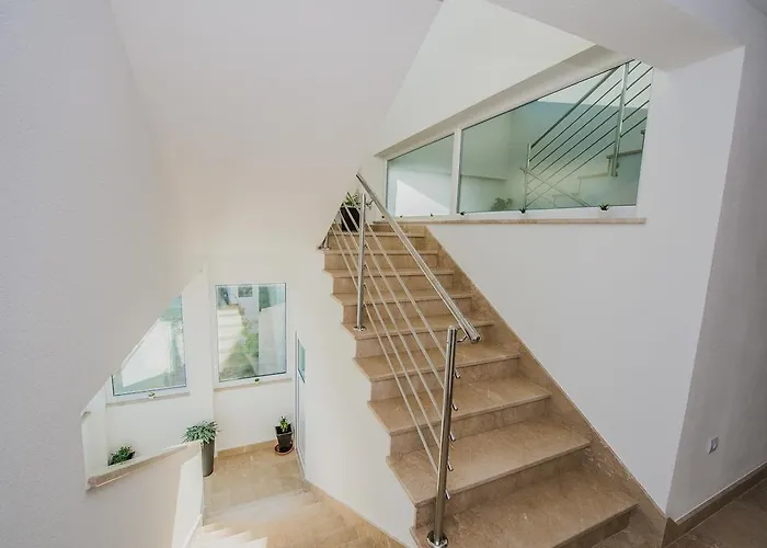 Monique דירה רוגוזניצה