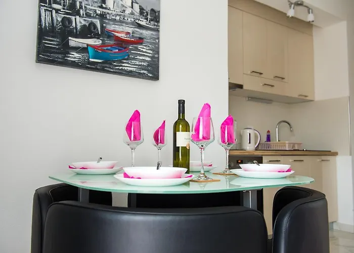 Monique דירה רוגוזניצה